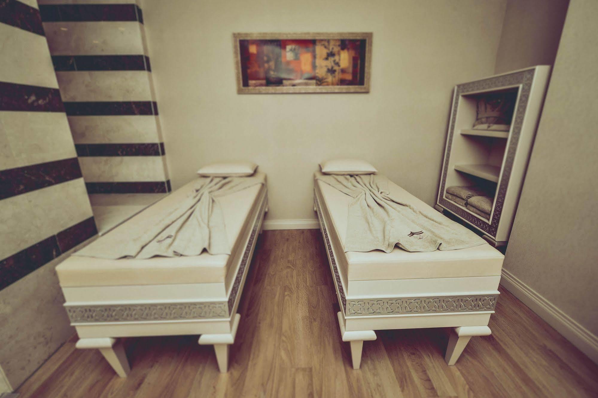Gabala Garden Hotel ภายนอก รูปภาพ